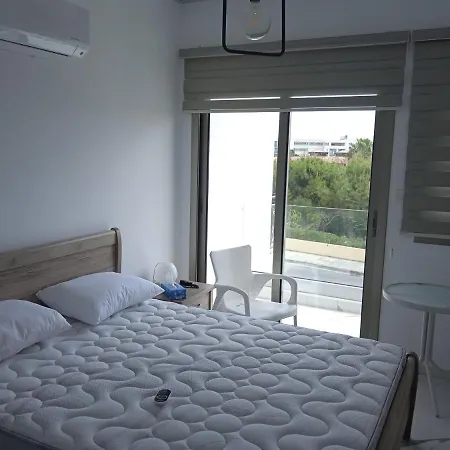 2 Bedroom House Pyrgos