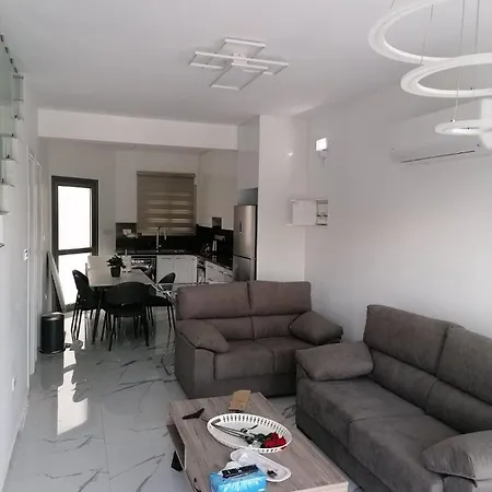 2 Bedroom House Pyrgos