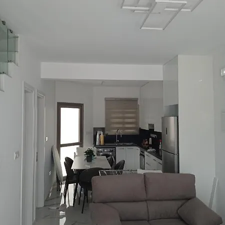 2 Bedroom House Pyrgos Apartment Limassol