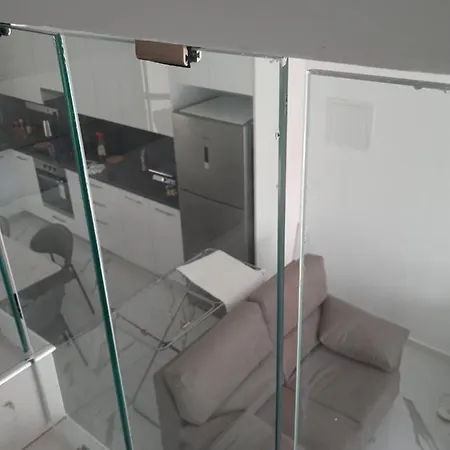 2 Bedroom House Pyrgos *
