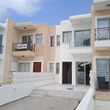 Apartment 2 Bedroom House Pyrgos *
