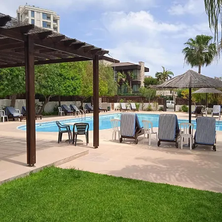 Apartment 2 Bedroom House Pyrgos *